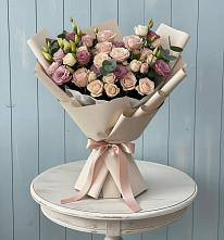 Букет цветов из:  Розы и Лизиантусы #REPLACE_PRED# Гелдагане