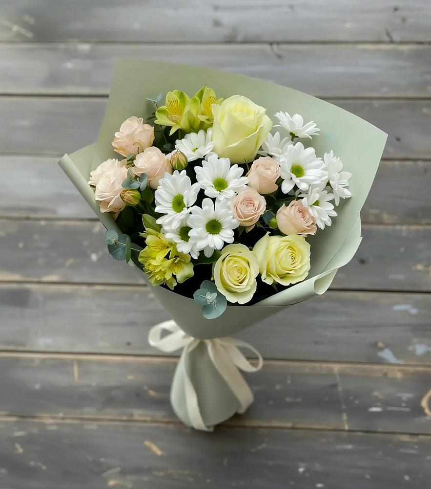 Букет цветов из: Альстромерии, Розы и Хризантемы в Гелдагане