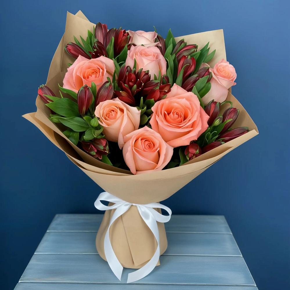 Букет цветов из: Розы и Альстромерии в Гелдагане