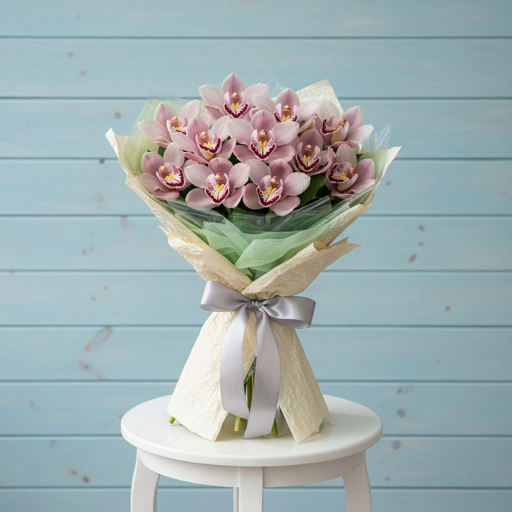 Букет цветов из: Орхидеи и Розы в Гелдагане