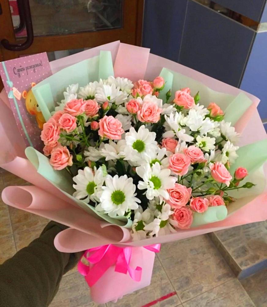 Букет цветов из: Розы и Хризантемы в Гелдагане