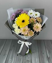 Букет цветов из:  Розы, Герберы и Хризантемы в Гелдагане