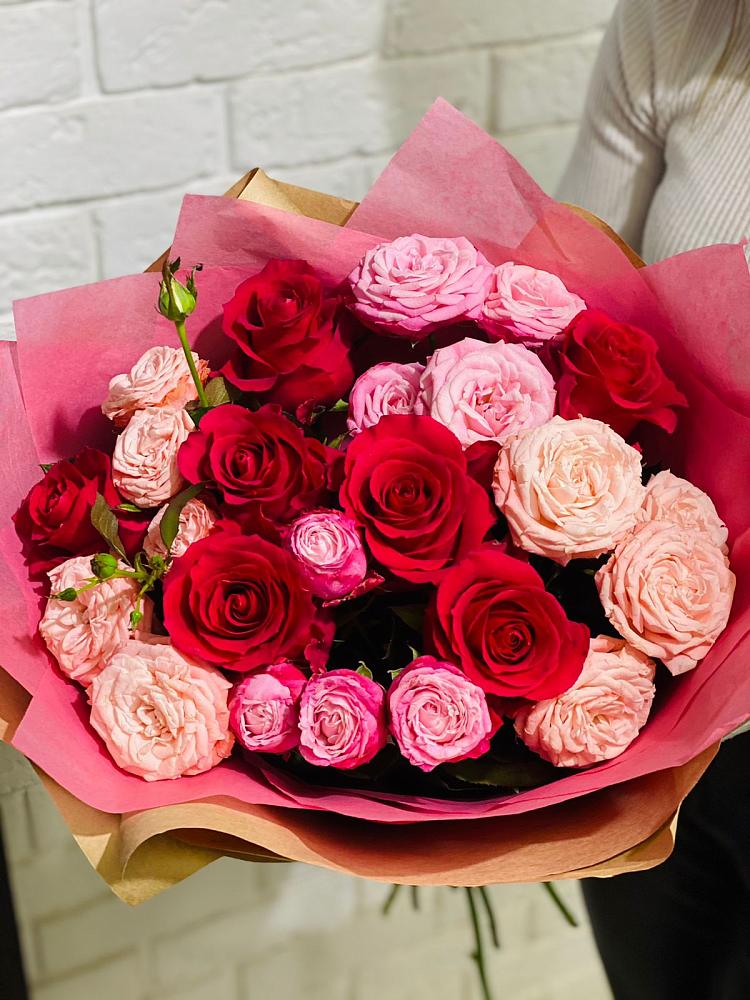 Букет цветов из: Розы в Гелдагане