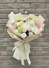 Букет цветов из:  Гвоздики, Розы, Лизиантусы и Хризантемы #REPLACE_PRED# Гелдагане