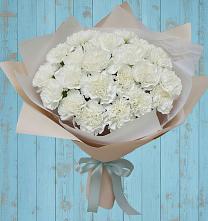 Букет цветов из:  Гвоздики в Гелдагане
